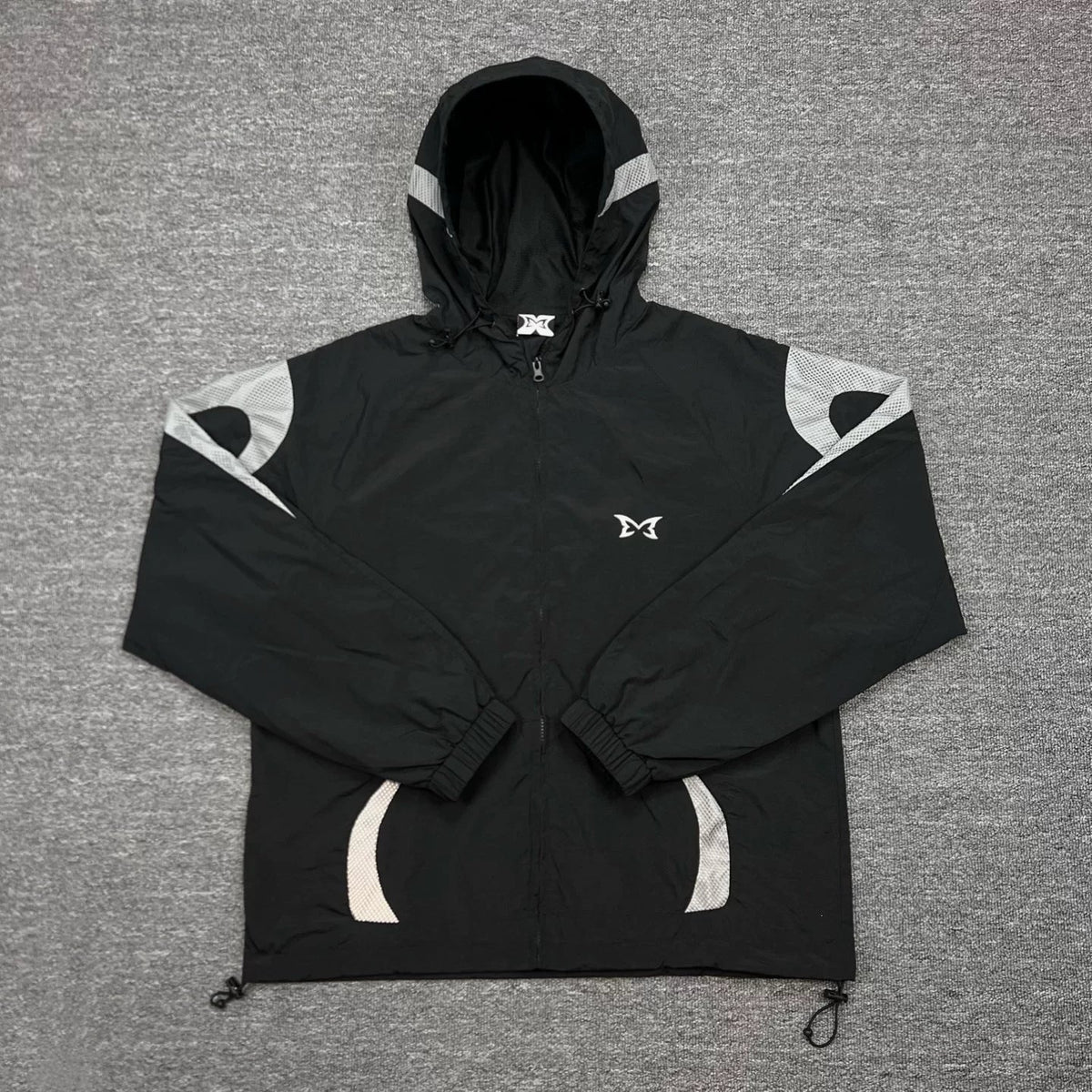 Mertra Patterned Panel Hooded Windbreaker - Black